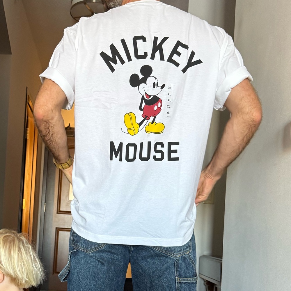Disney 1928 Mickey Mouse Men’s T-Shirt XL Uniqlo